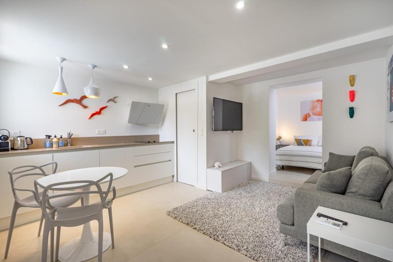 Giovannina N2 * Cassis